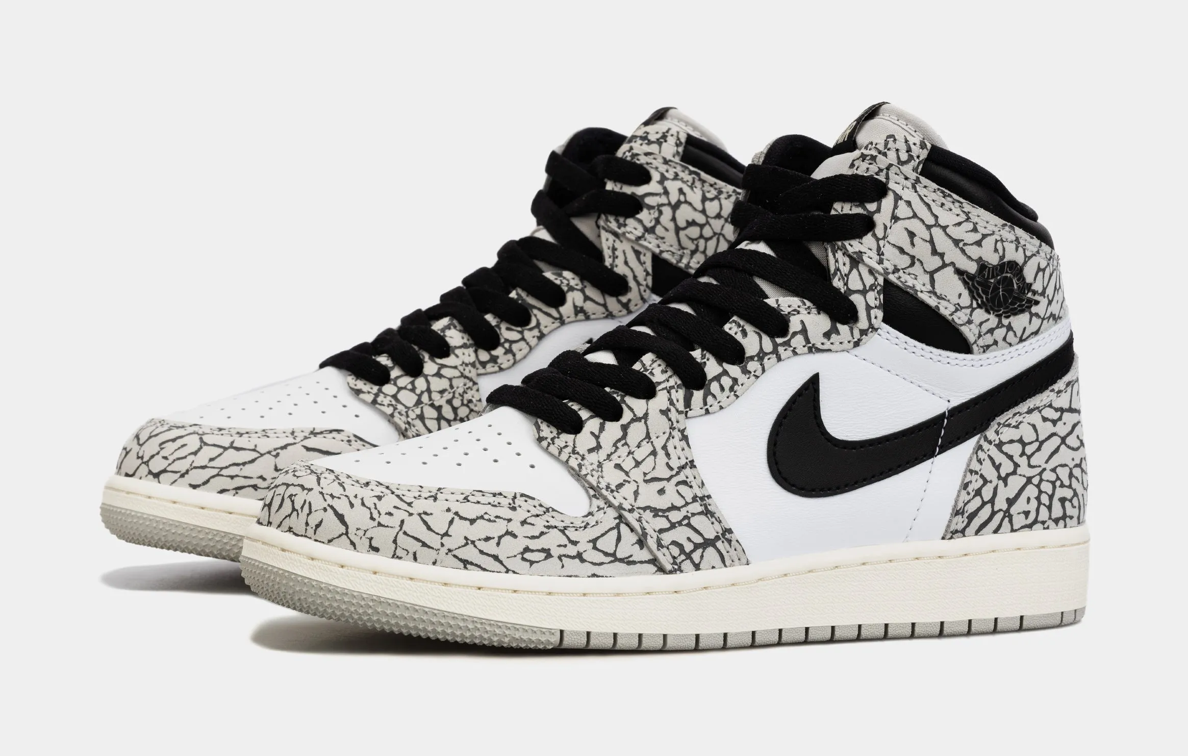 Air Jordan 1 Retro White Cement Grade School Lifestyle Shoes (White/Grey)