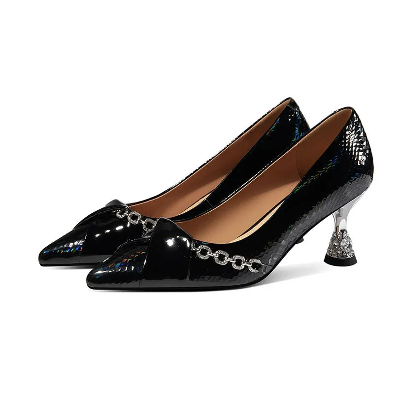 Chic Embossed Pointed Toe Slip-on Pumps