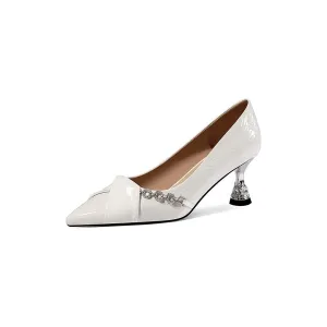 Chic Embossed Pointed Toe Slip-on Pumps